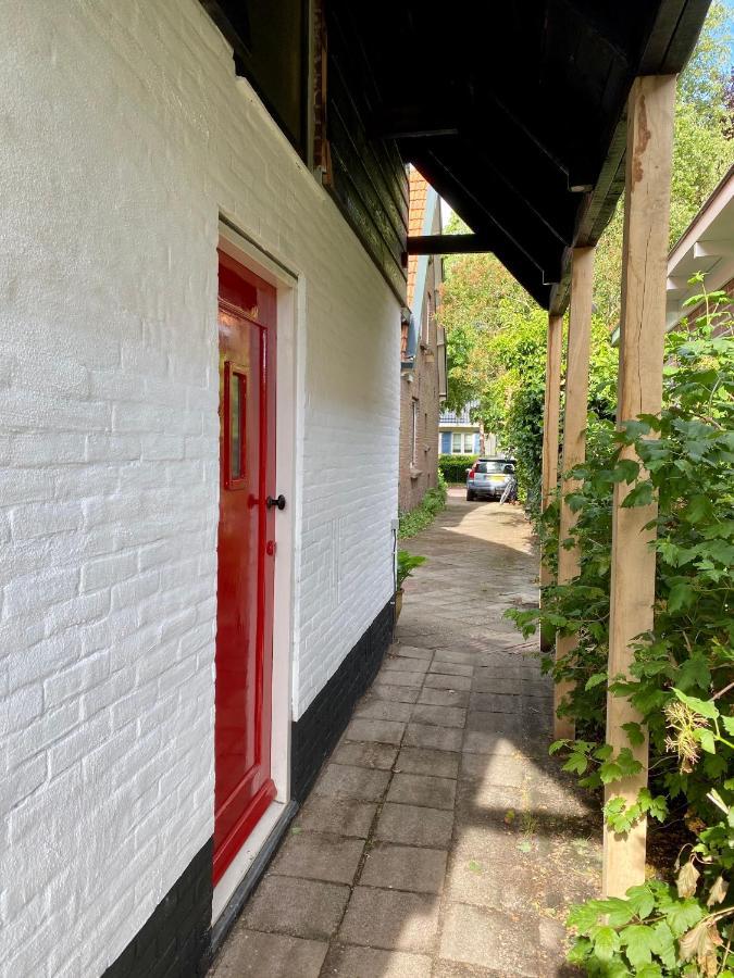 Tiny House De Oude Berg Villa Bergen Bagian luar foto