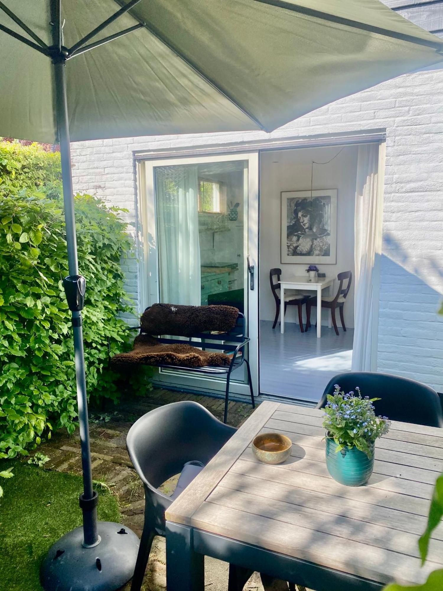 Tiny House De Oude Berg Villa Bergen Bagian luar foto